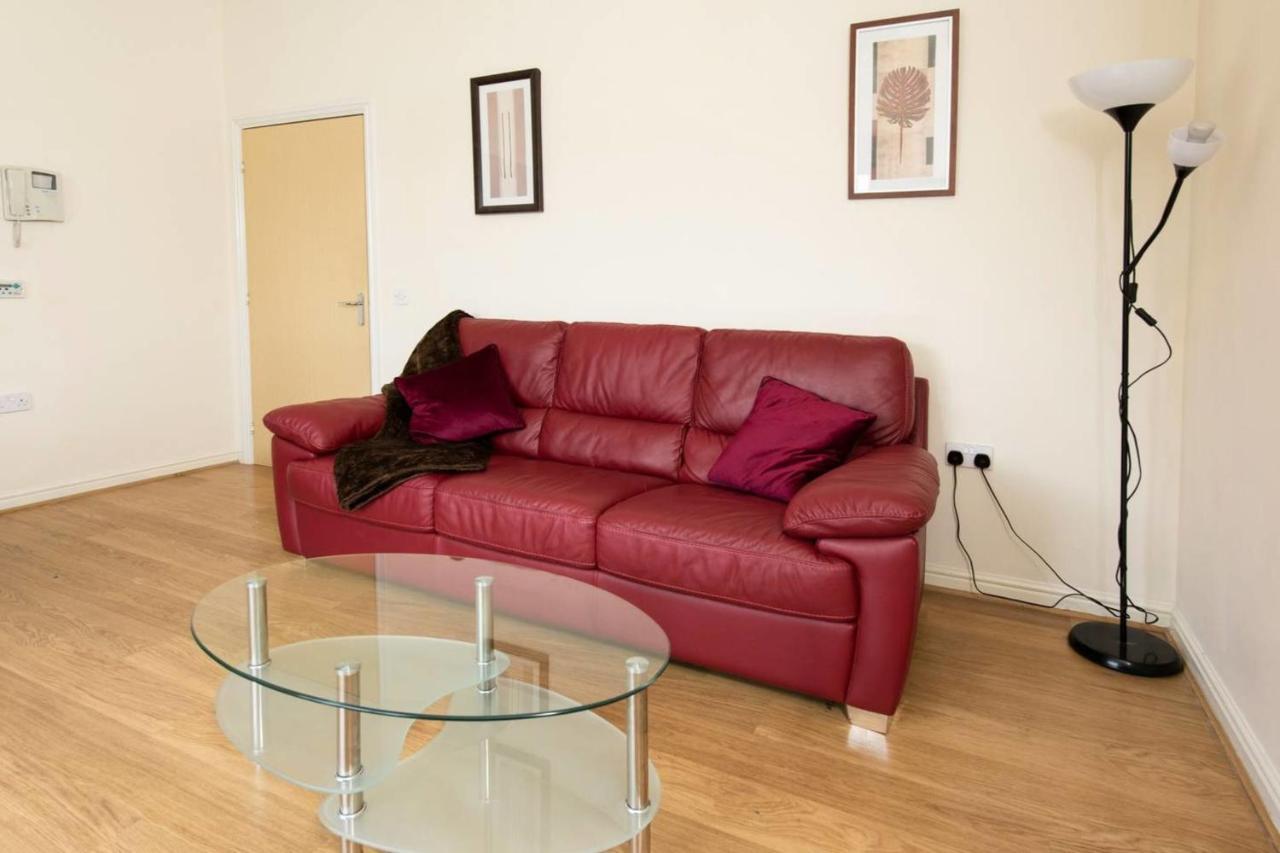 Guestready - Top Floor Apt 2Min Walk To O2 Apollo Manchester Zewnętrze zdjęcie
